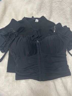 BUNDLE Windsor Black Ruched Off-Shoulder Crop Top + Black Divided Long Sleeve